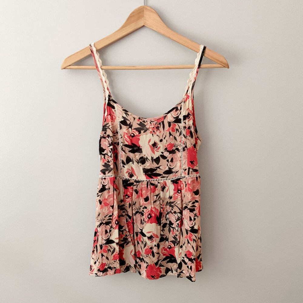 🔴 2+/$15 sale | Women's Pink Rose Floral Print Tank Top
